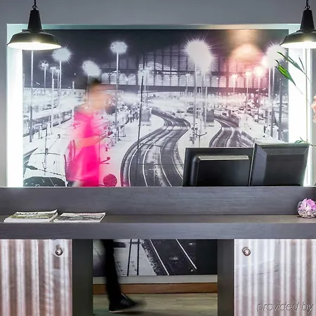 Le Quartier Republique-le-marais Hotel